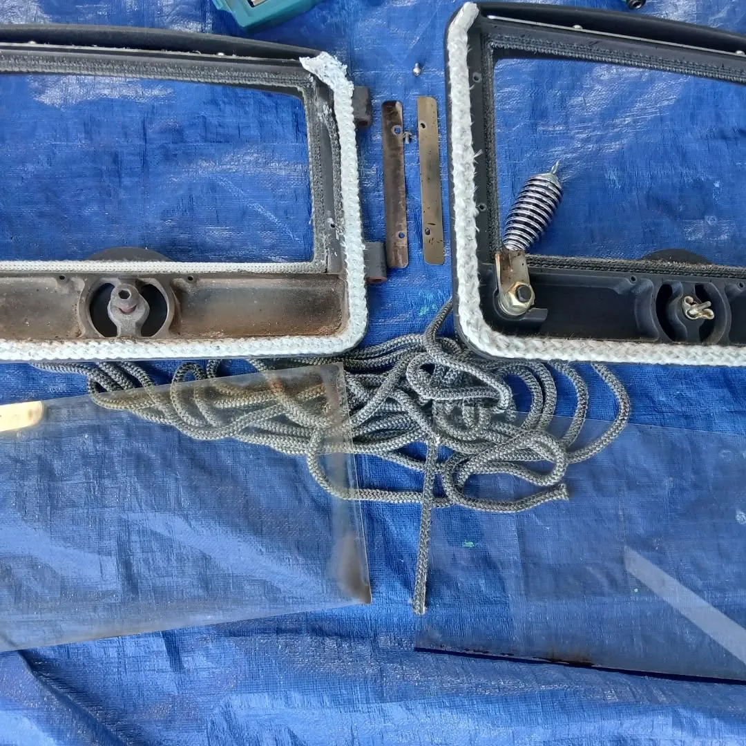 皆様、お疲れ様です！🍂日に日に気温が下がり、朝晩は冷え込んで...